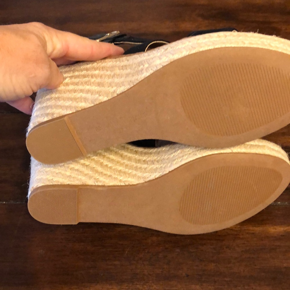 Wedges - Picture 3 of 4